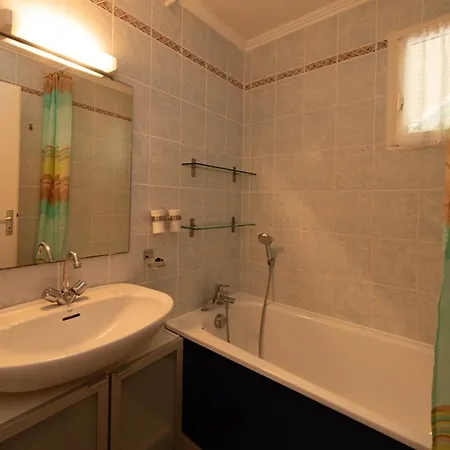 T2 Avec Piscine Et Parking, 700m Plage, 4-6 Pers. - Fr-1-803-93 Apartmán Le Lavandou