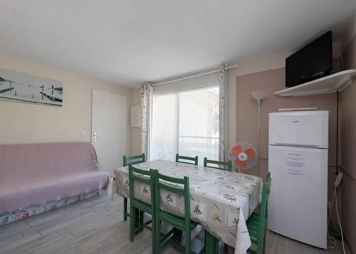 Lägenhet T2 Avec Piscine Et Parking, 700m Plage, 4-6 Pers. - Fr-1-803-93